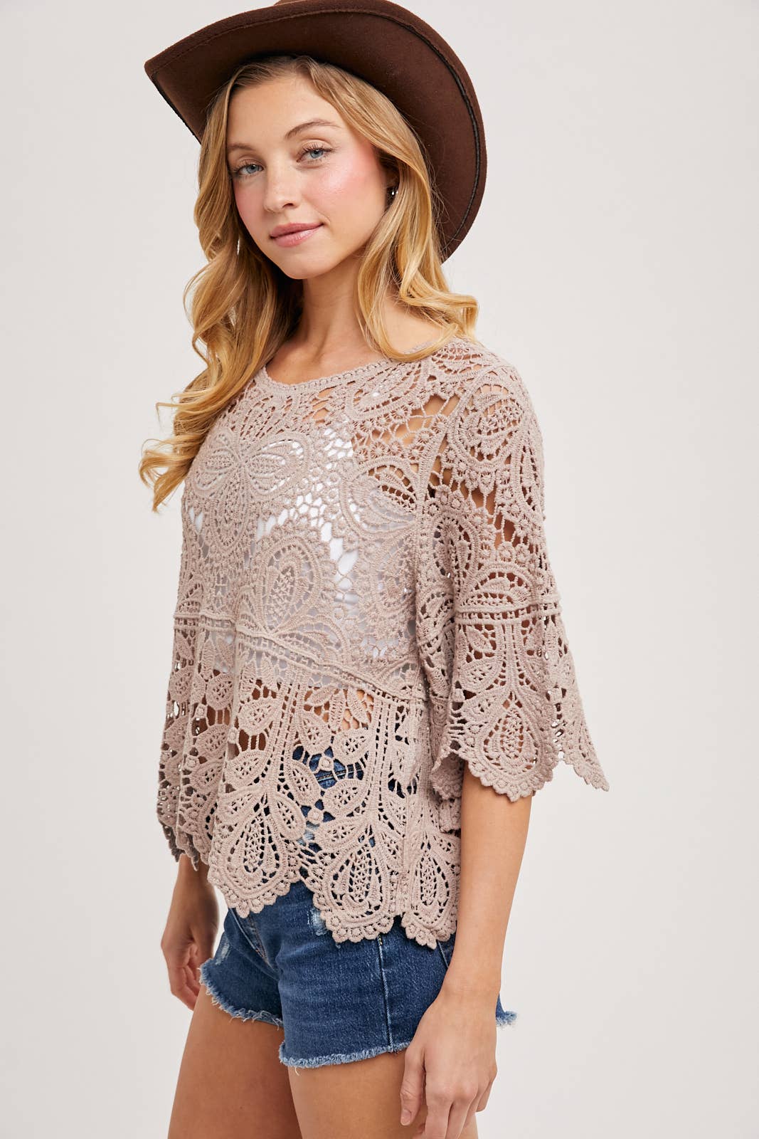 Crochet Top, light latte lace